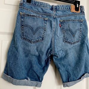 Levi’s shorts